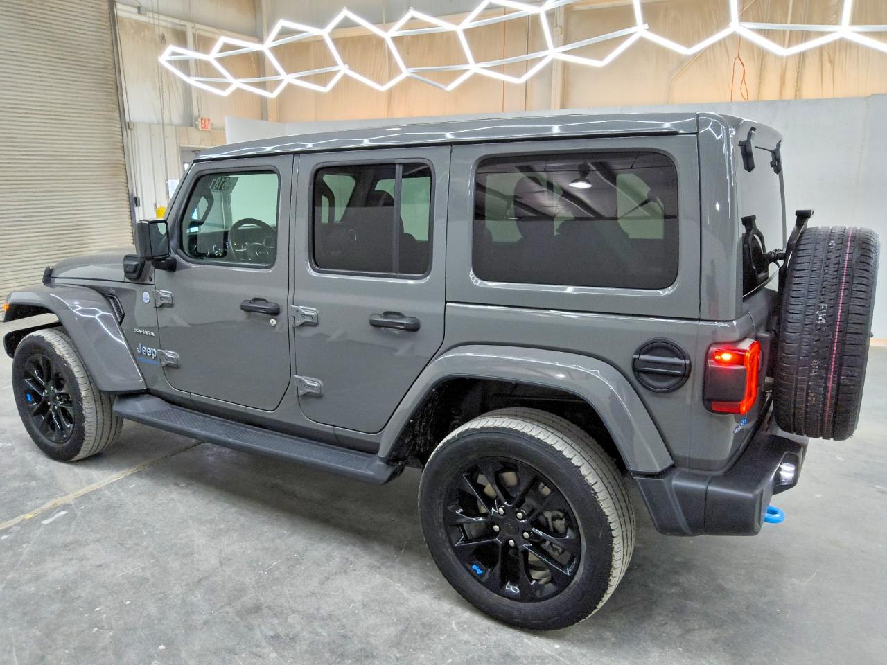 2023 JEEP WRANGLER