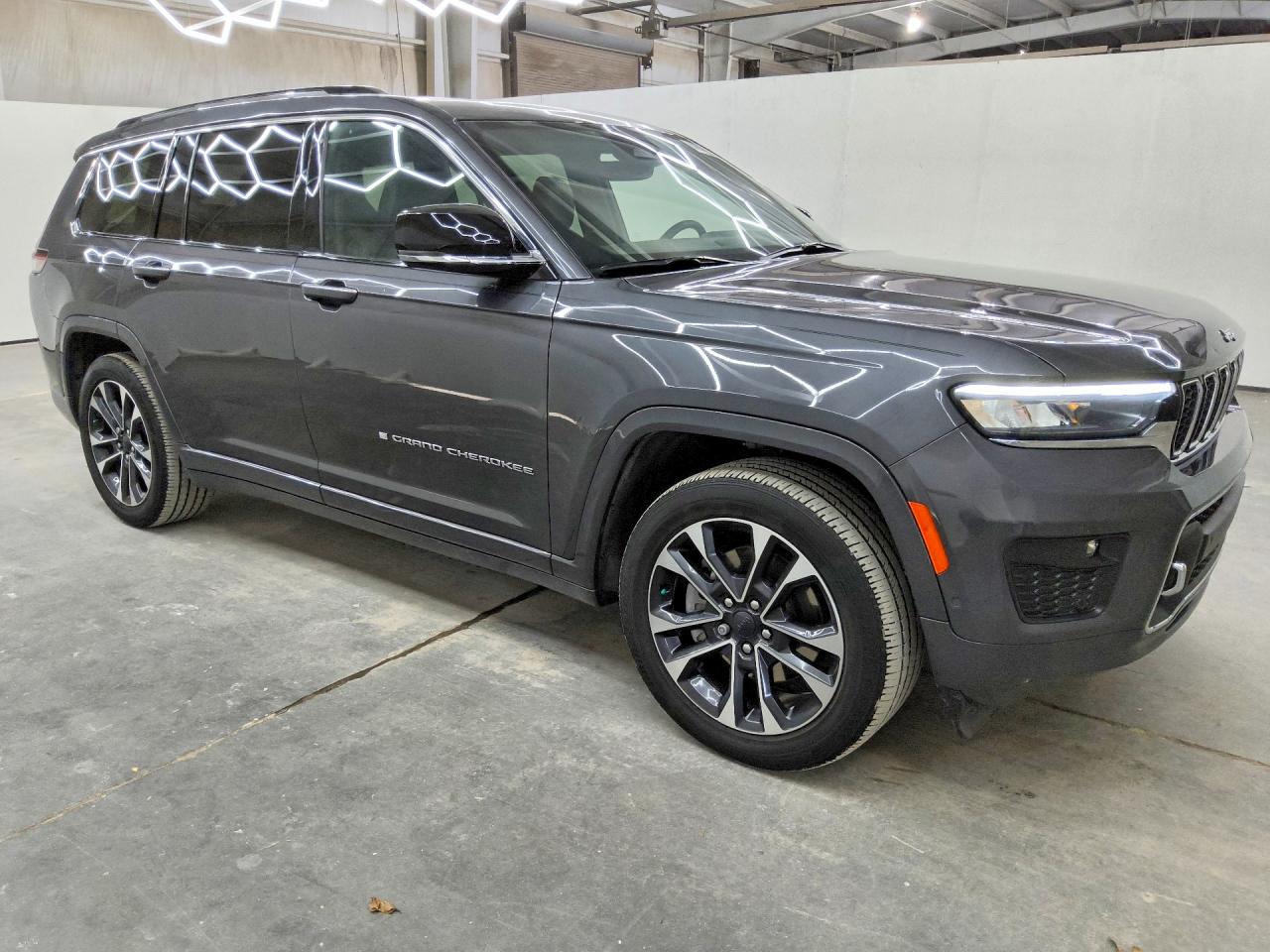 2023 JEEP CHEROKEE