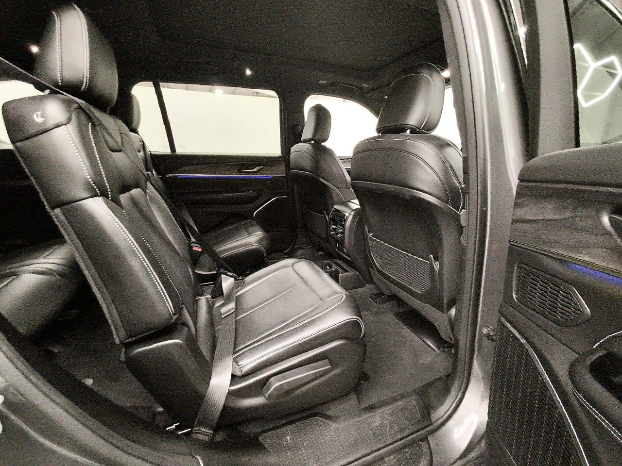 2023 JEEP CHEROKEE