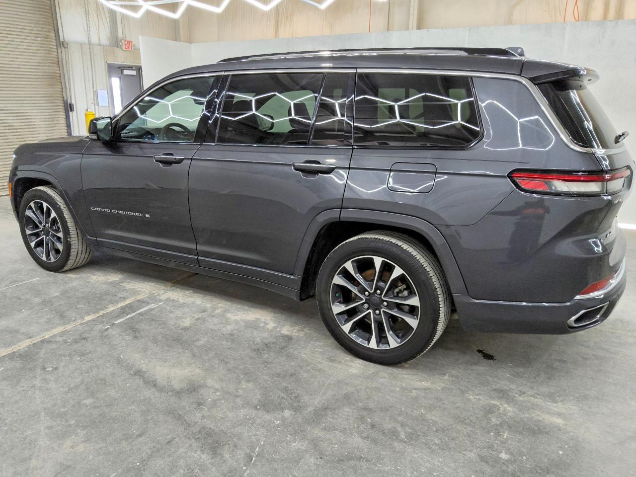 2023 JEEP CHEROKEE