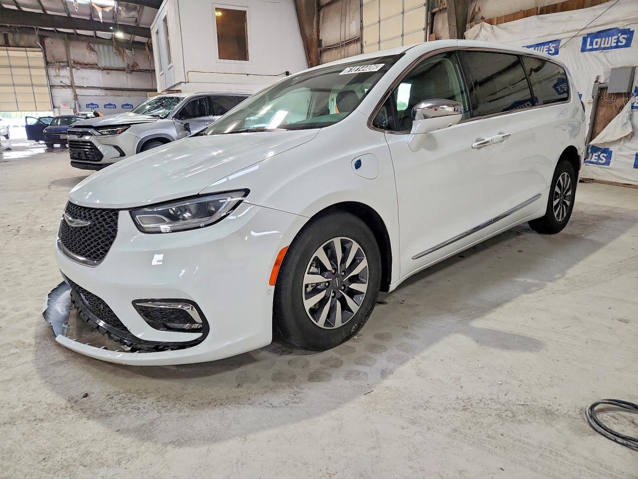 2022 CHRYSLER PACIFICA
