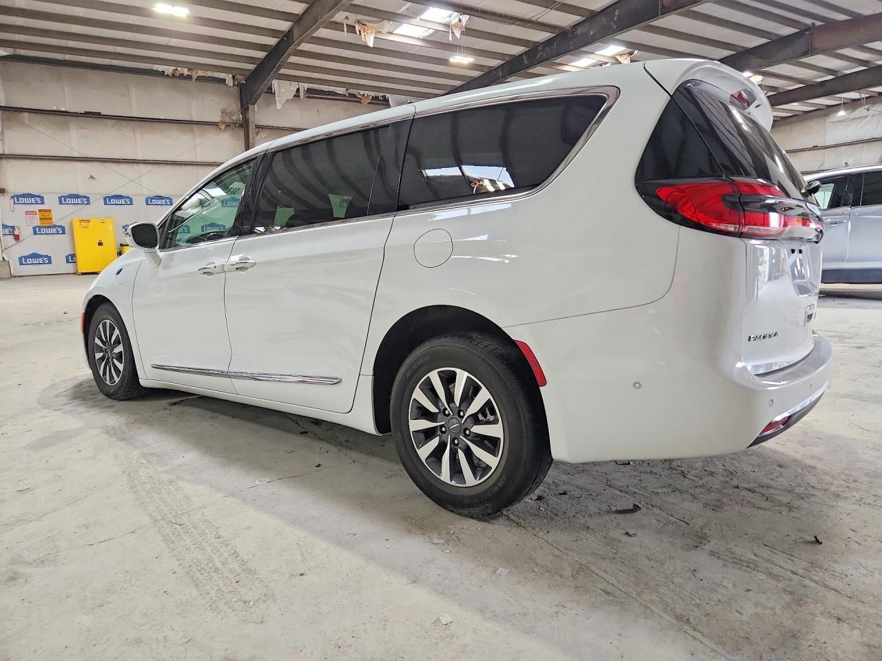 2022 CHRYSLER PACIFICA