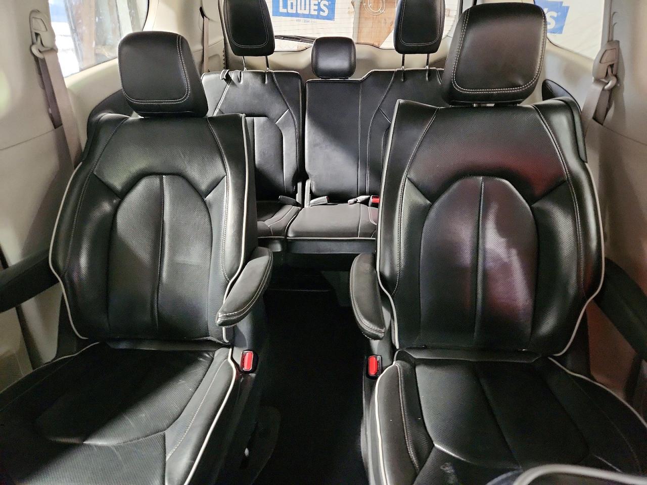 2022 CHRYSLER PACIFICA