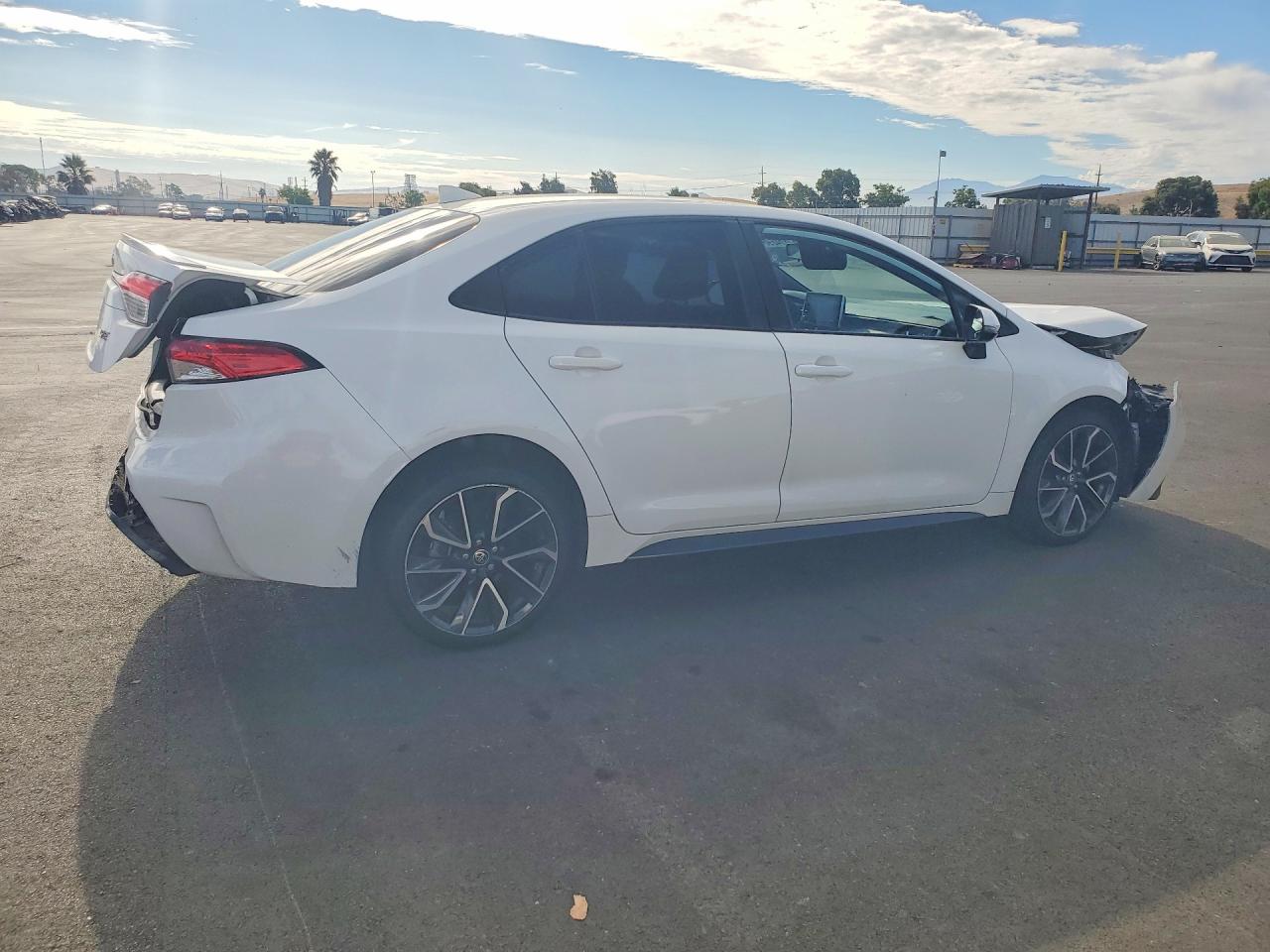 2020 TOYOTA COROLLA