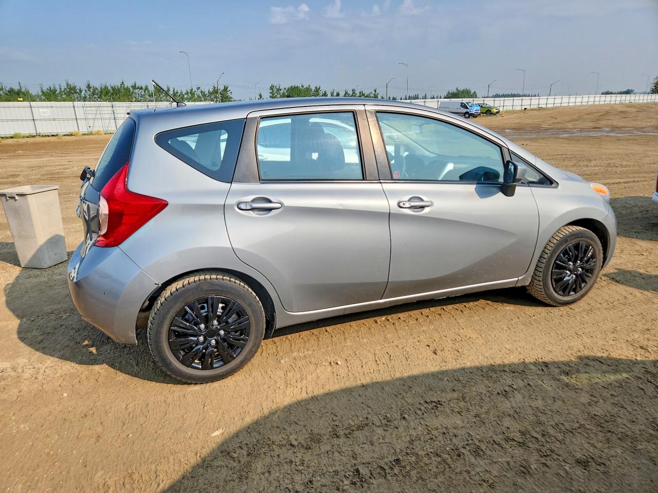2015 NISSAN VERSA