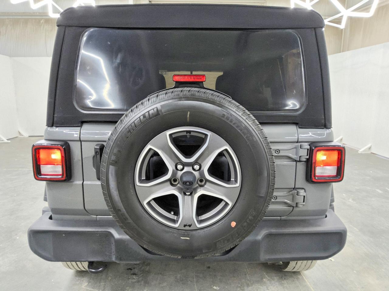 2023 JEEP WRANGLER