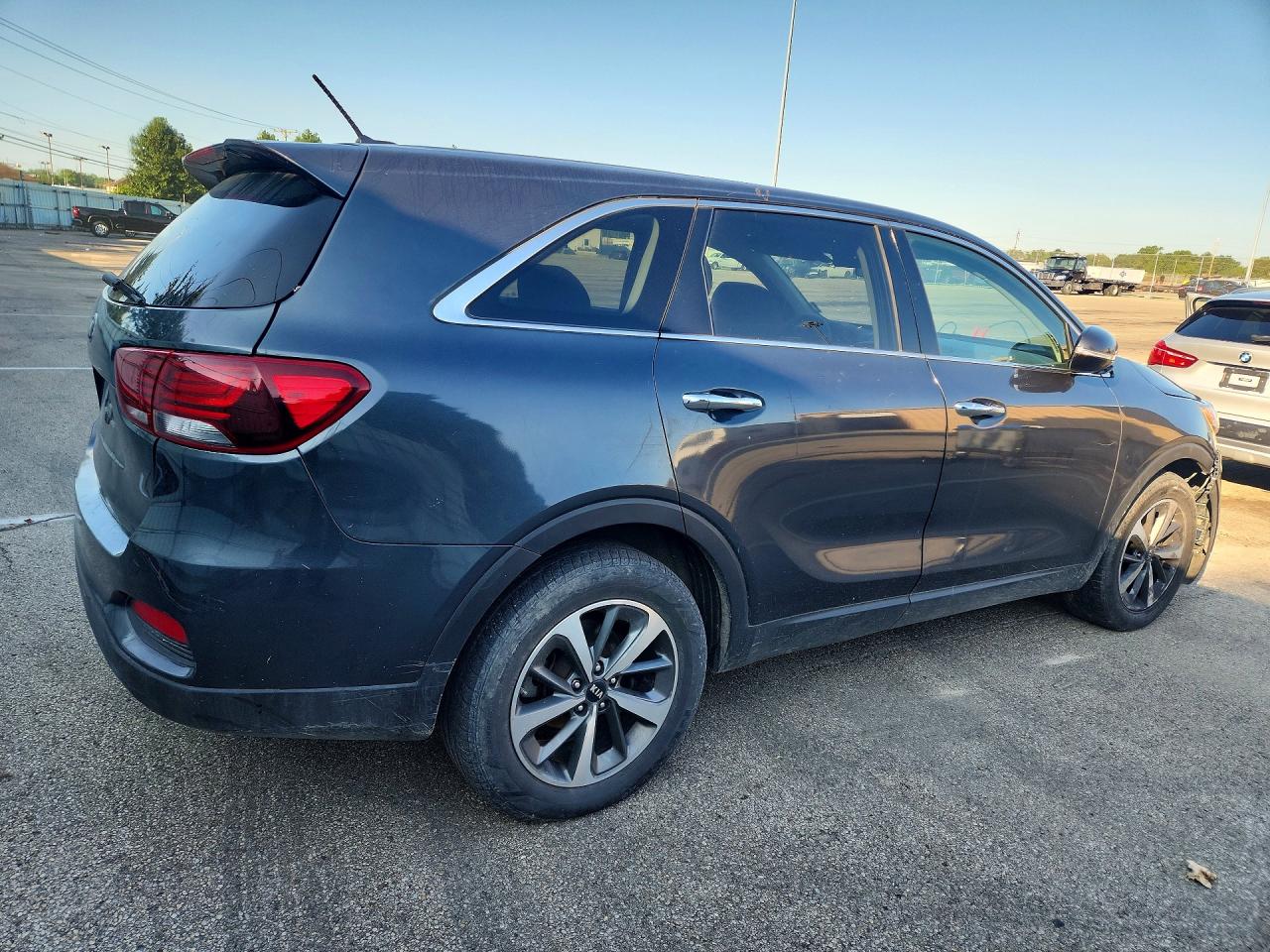 2020 KIA SORENTO