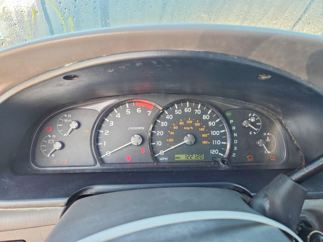 2005 TOYOTA SEQUOIA