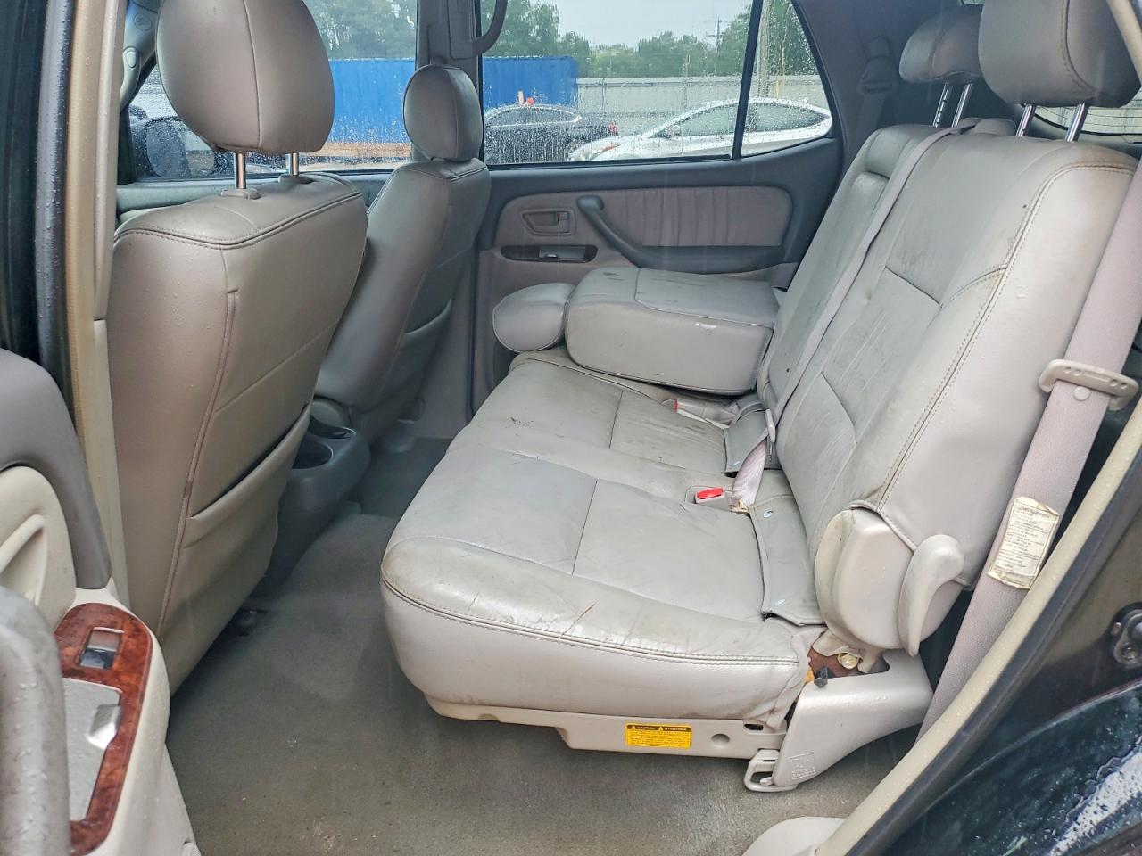 2005 TOYOTA SEQUOIA