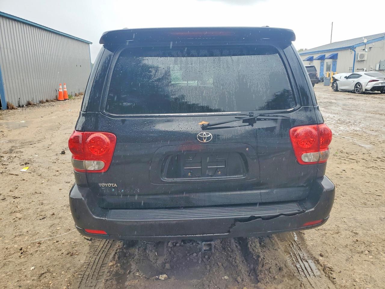 2005 TOYOTA SEQUOIA
