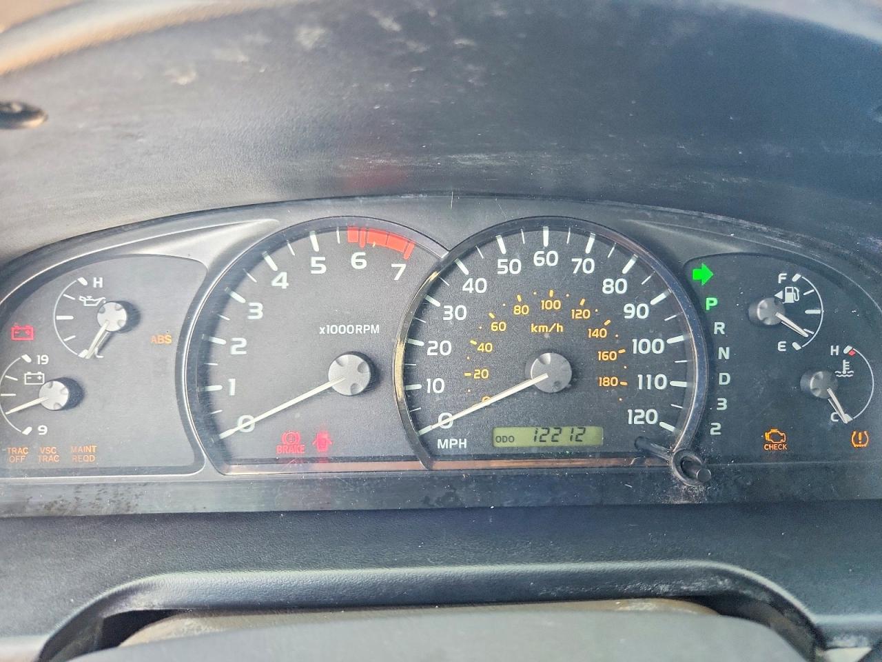2005 TOYOTA SEQUOIA
