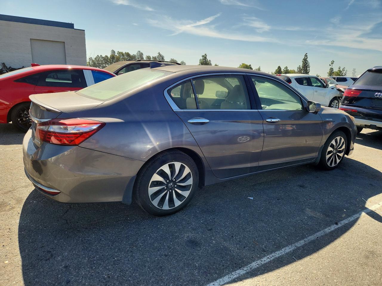 2017 HONDA ACCORD