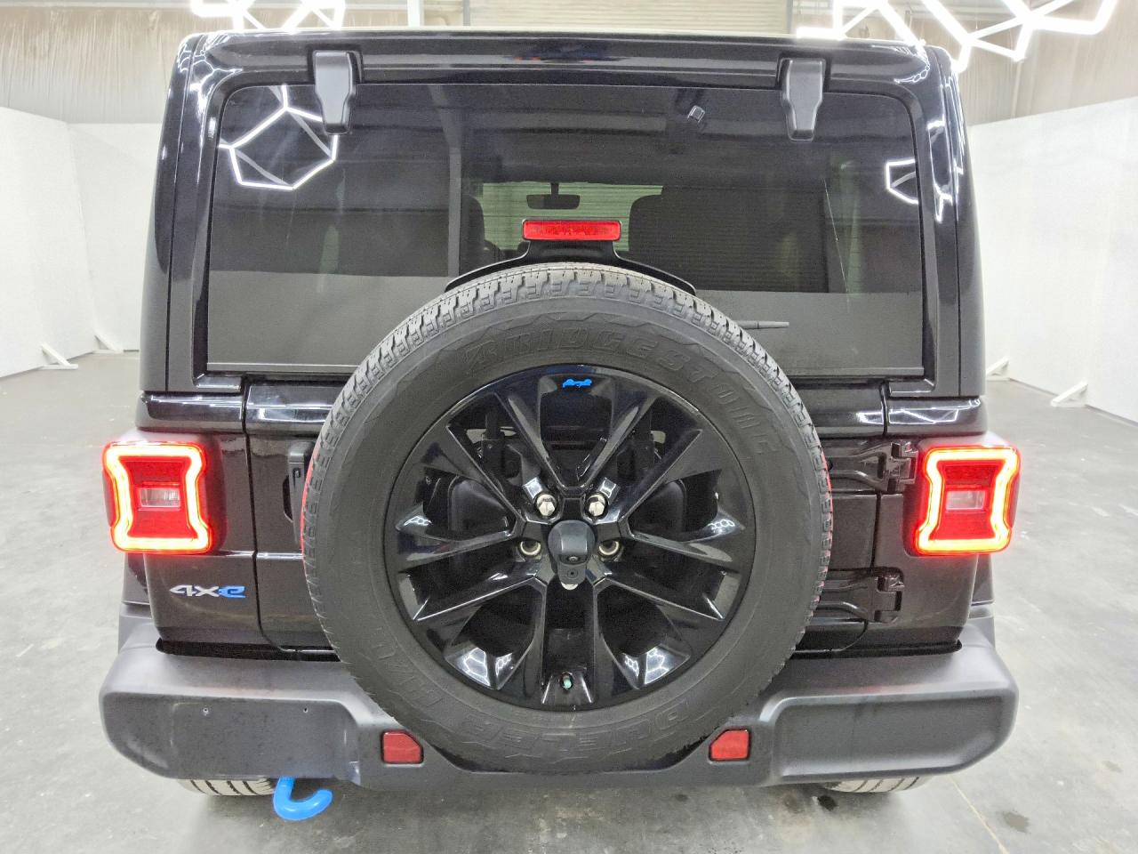 2023 JEEP WRANGLER