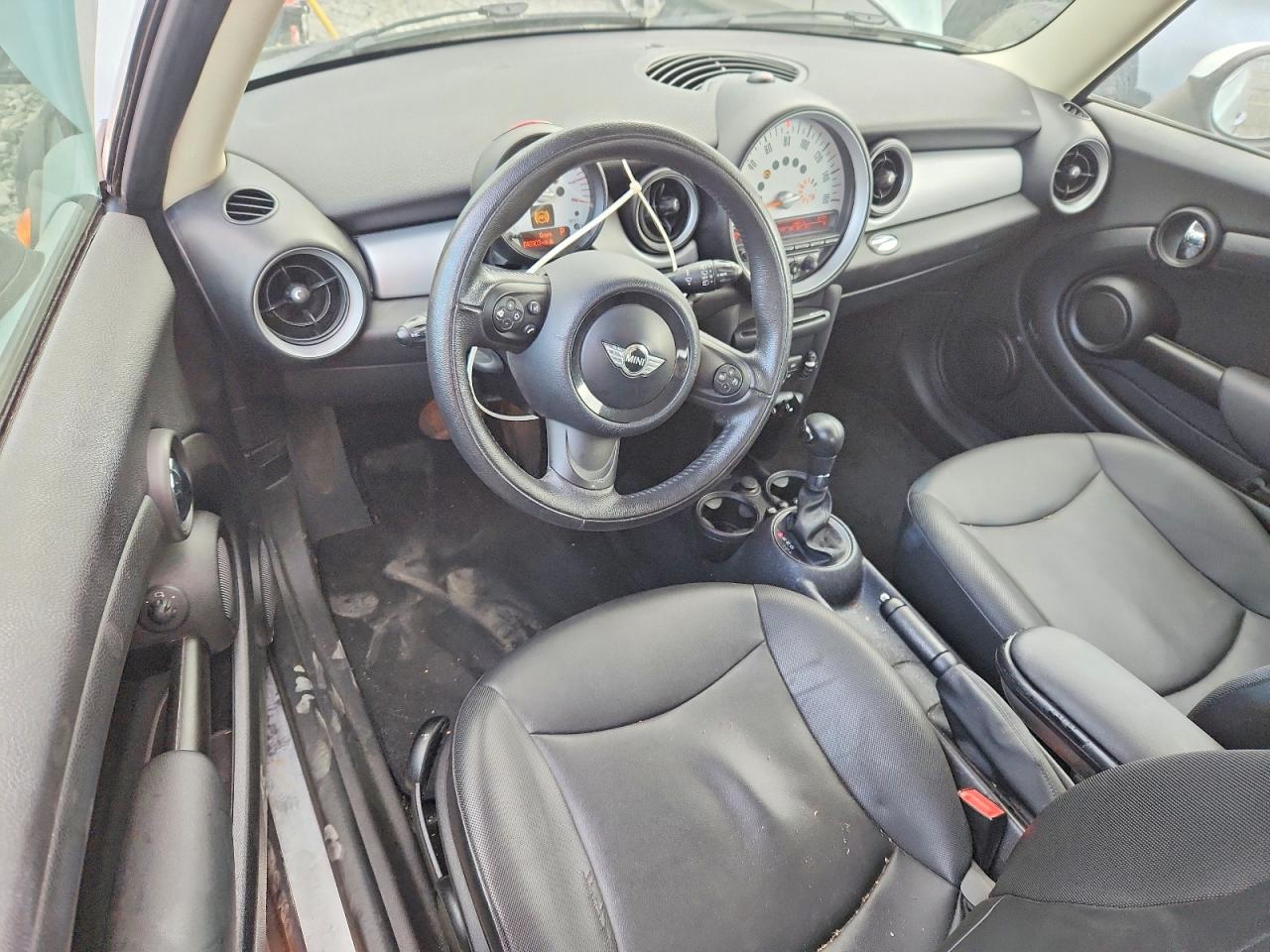 2013 MINI COOPER