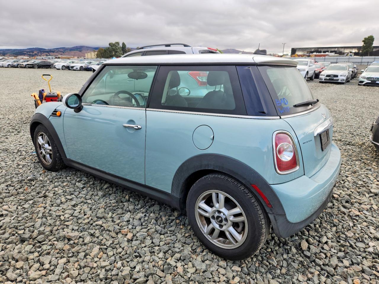 2013 MINI COOPER