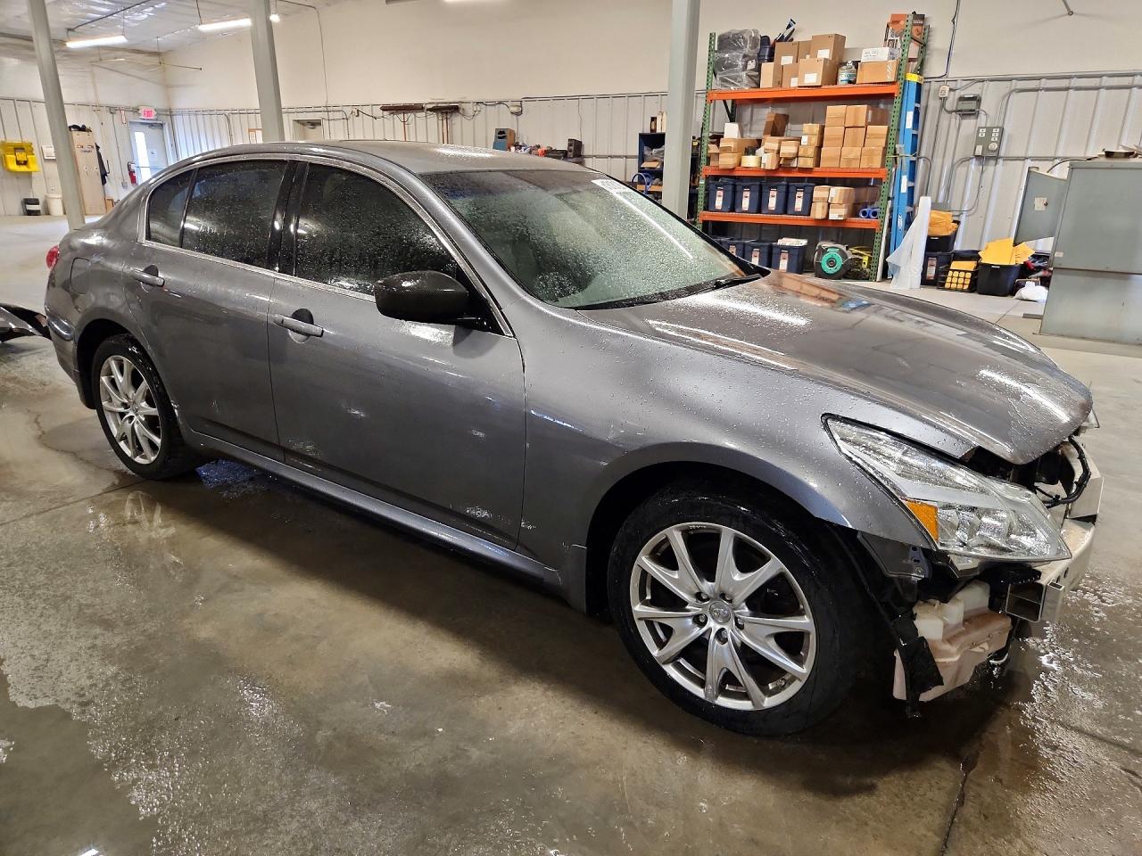 2012 INFINITI G37