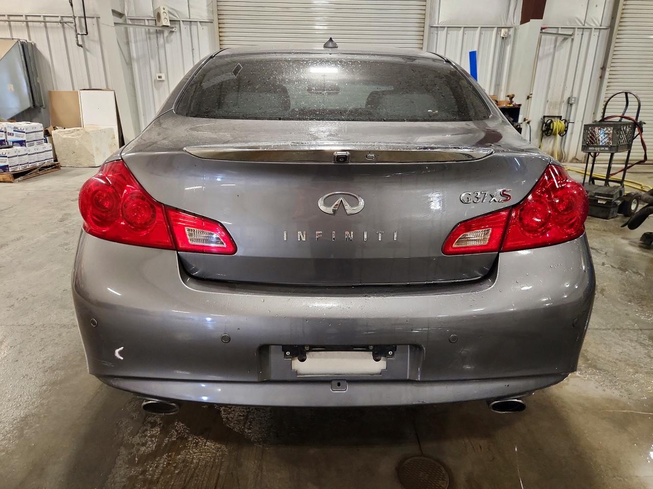 2012 INFINITI G37