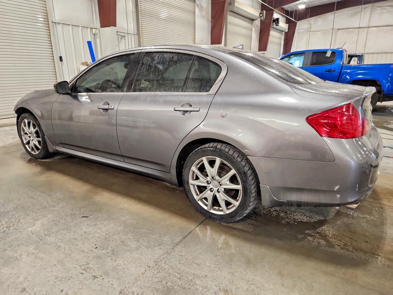 2012 INFINITI G37