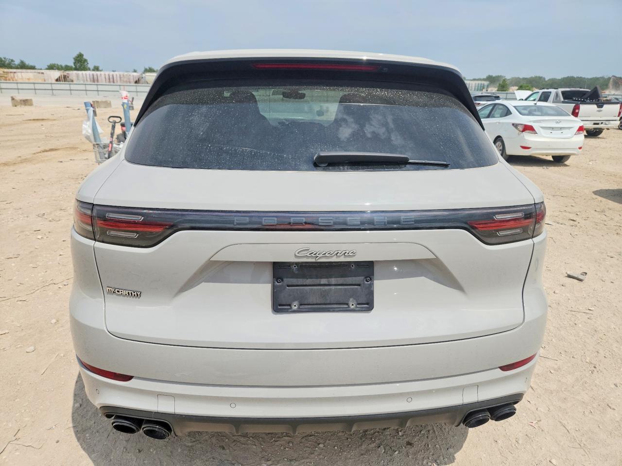 2022 PORSCHE CAYENNE