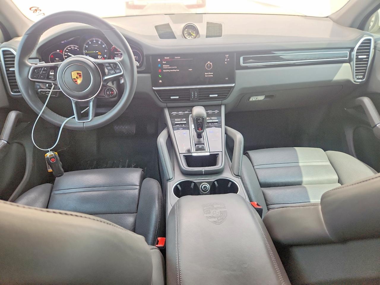 2022 PORSCHE CAYENNE