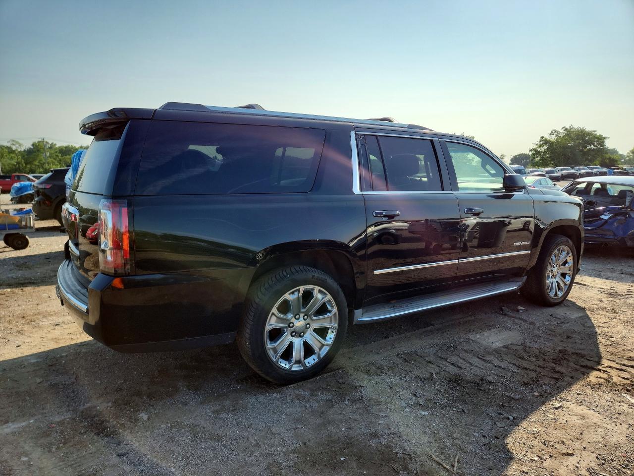 2015 GMC YUKON