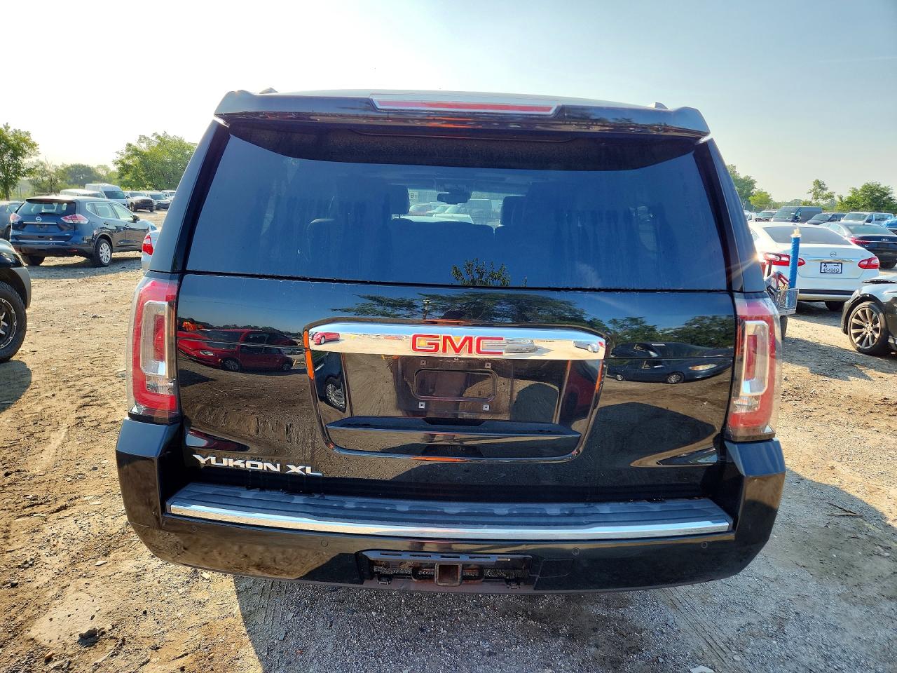 2015 GMC YUKON