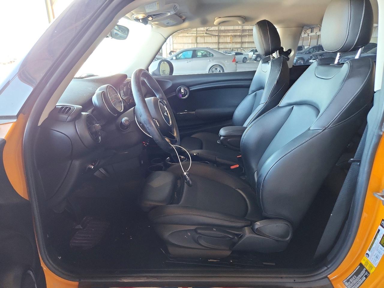 2015 MINI COOPER