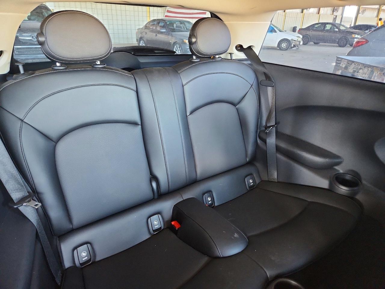 2015 MINI COOPER