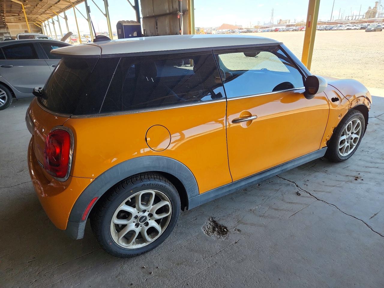2015 MINI COOPER
