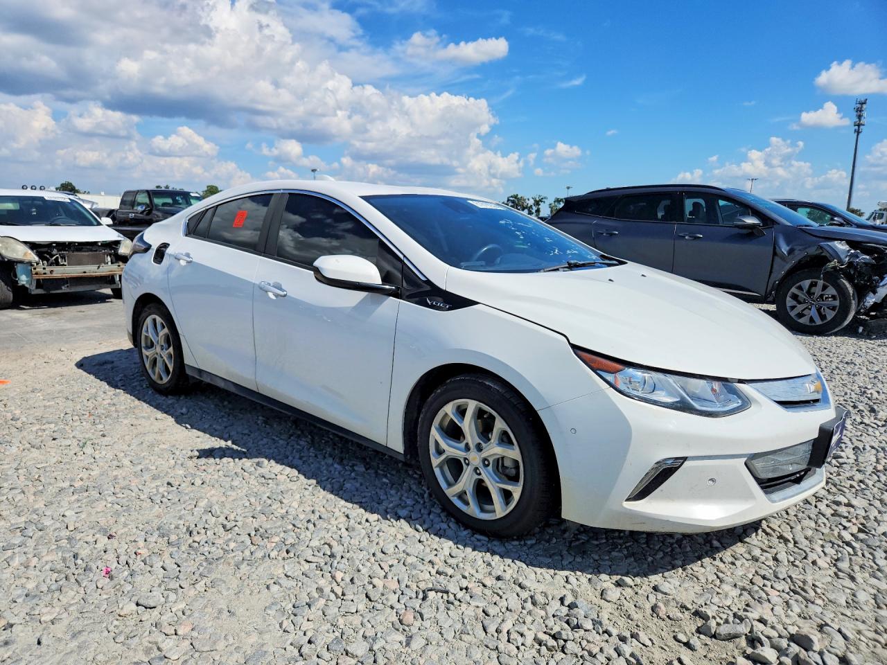 2017 CHEVROLET VOLT