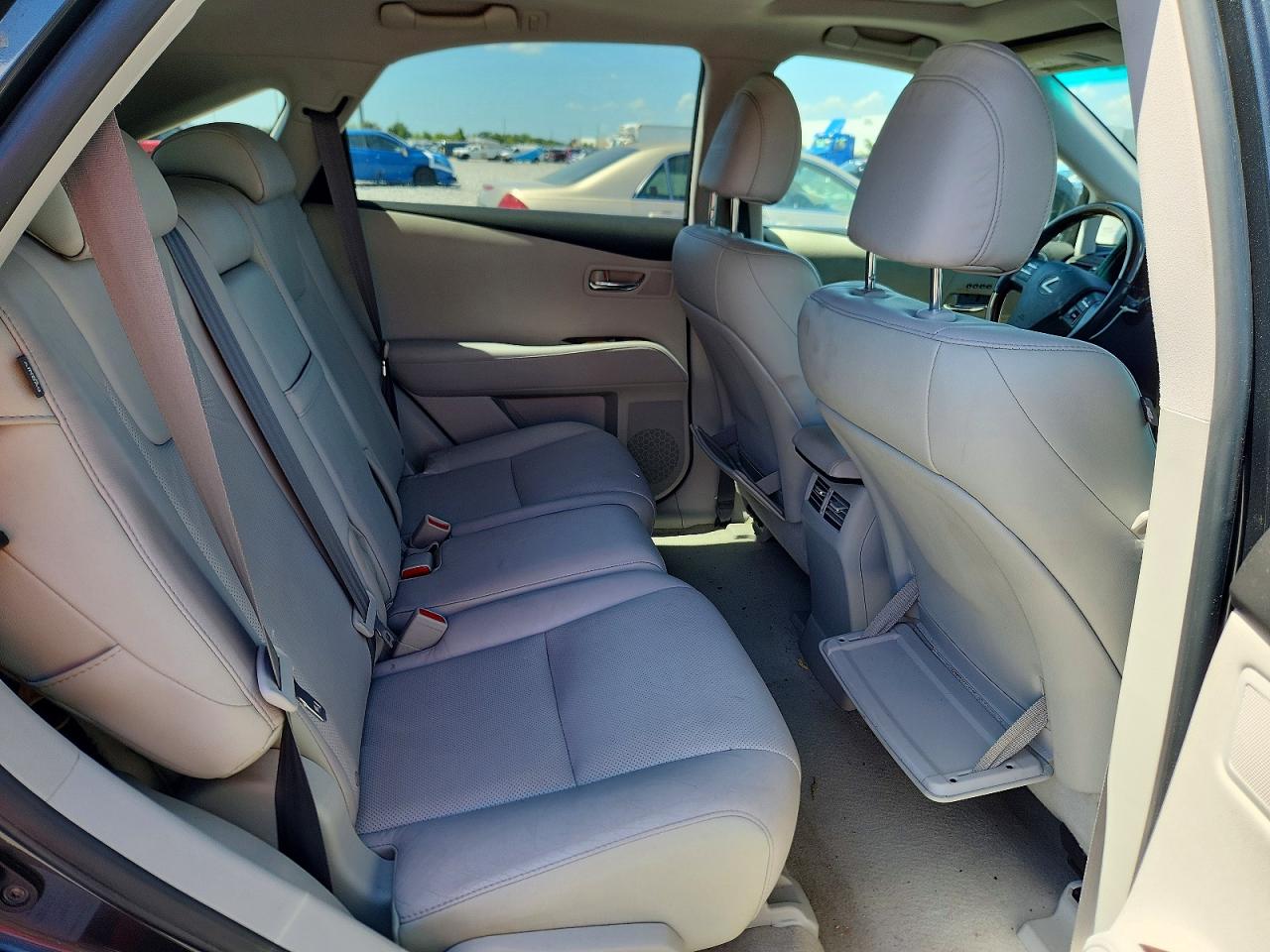 2010 LEXUS RX350