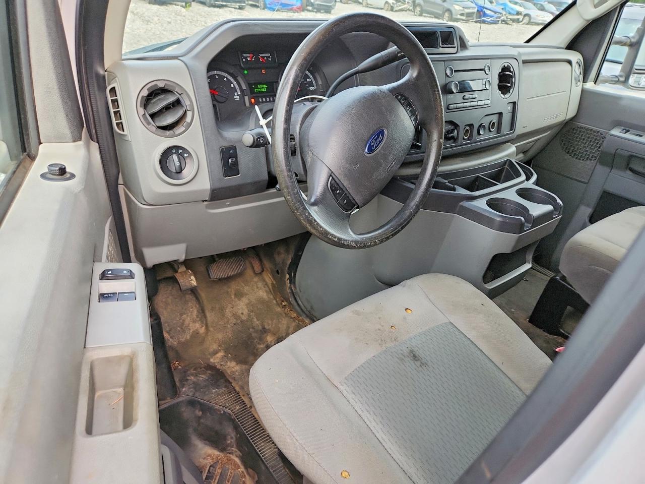 2014 FORD ECONOLINE
