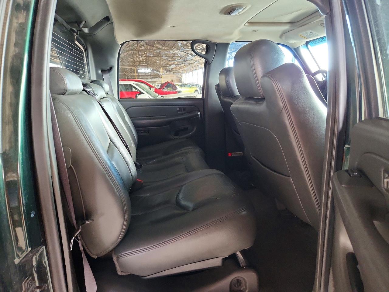 2004 CHEVROLET AVALANCHE