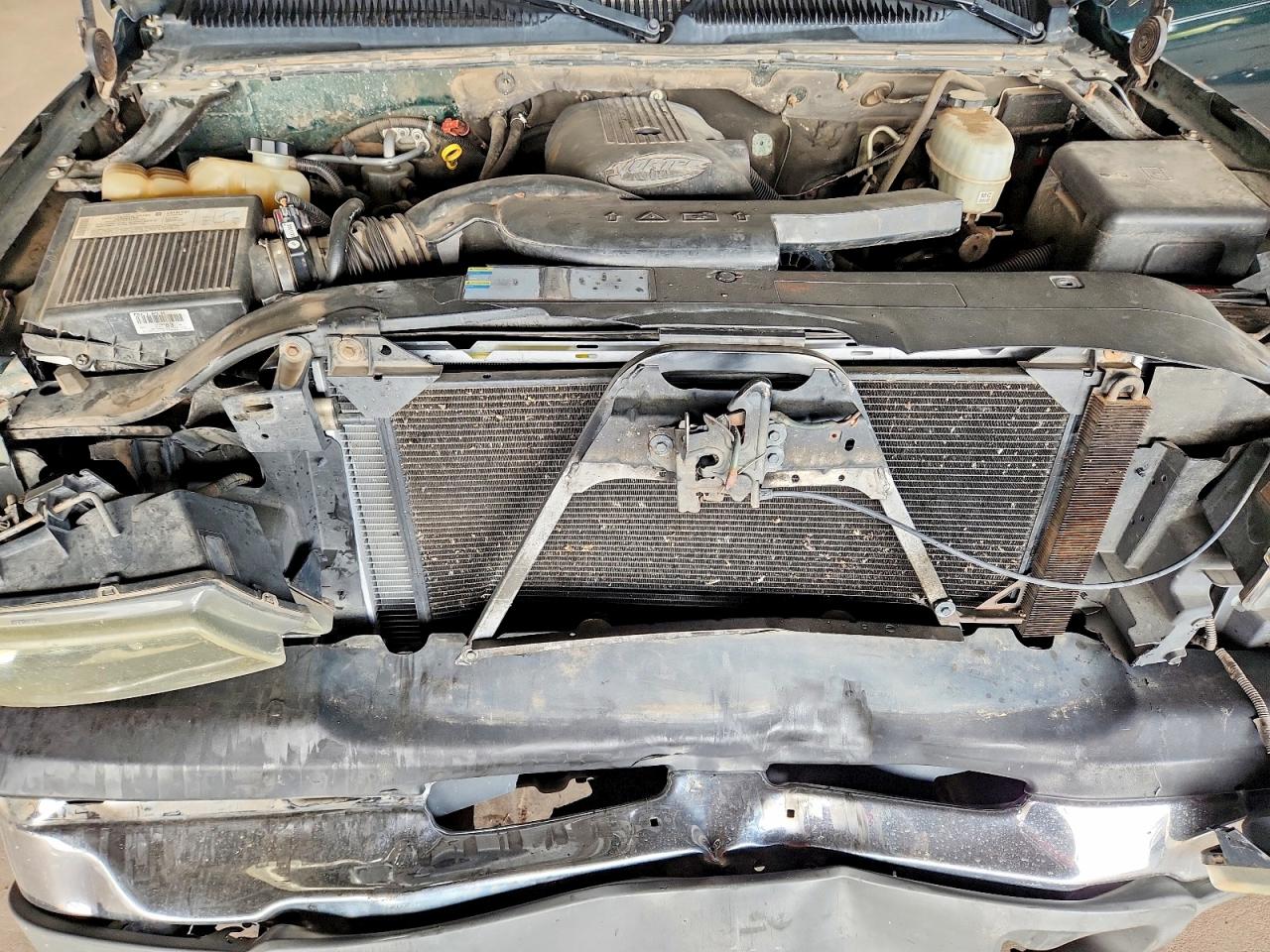 2004 CHEVROLET AVALANCHE