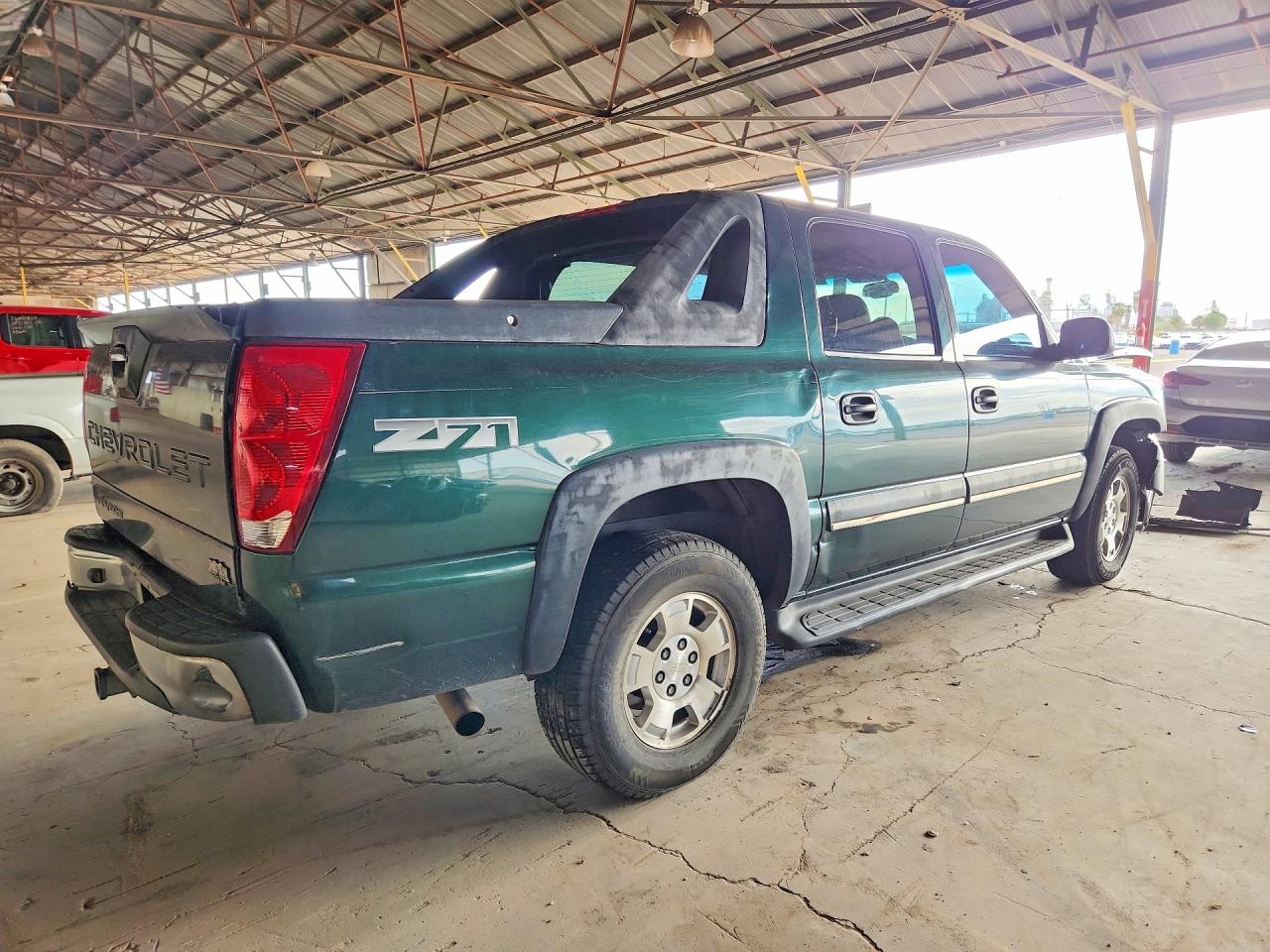 2004 CHEVROLET AVALANCHE