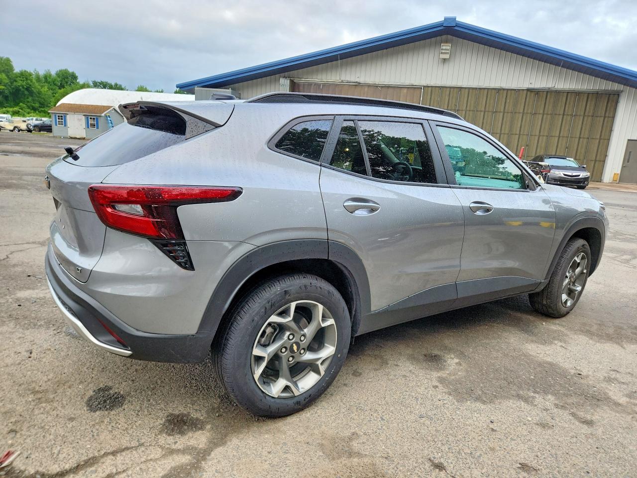 2025 CHEVROLET TRAX