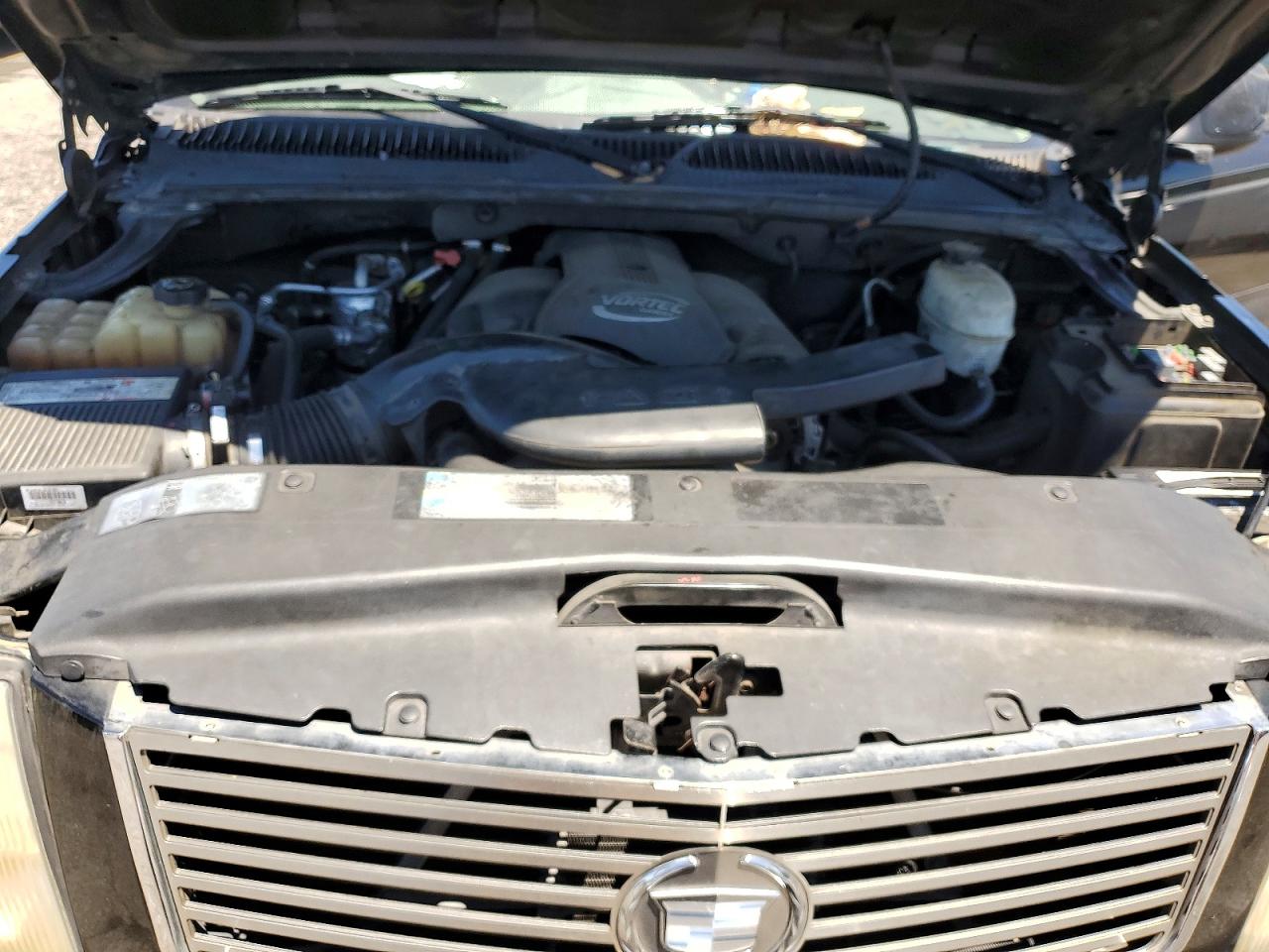 2003 CADILLAC ESCALADE