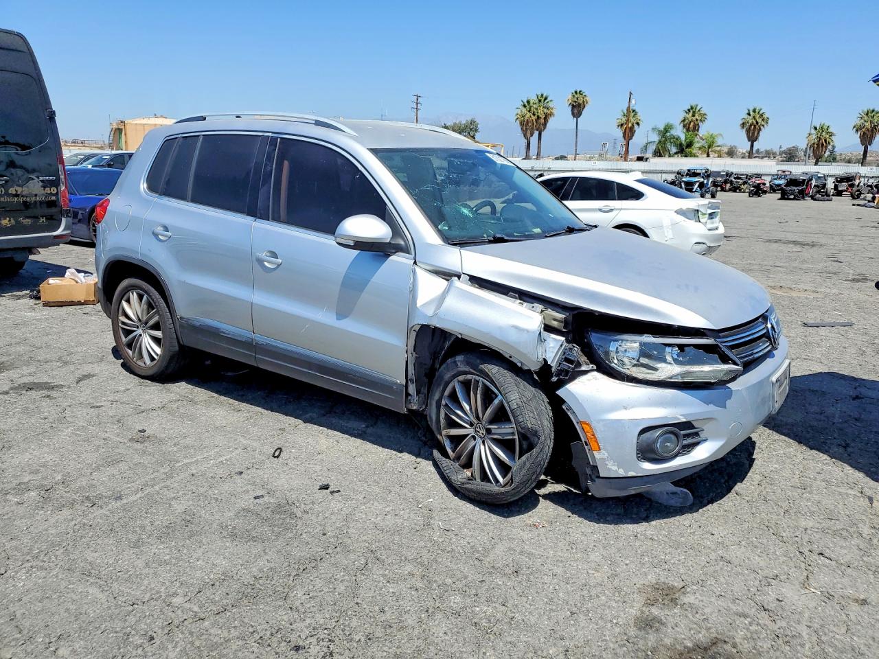 2012 VOLKSWAGEN TIGUAN