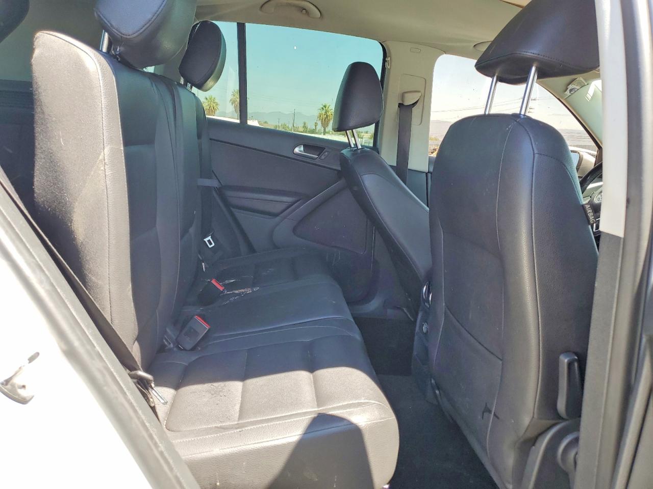 2012 VOLKSWAGEN TIGUAN