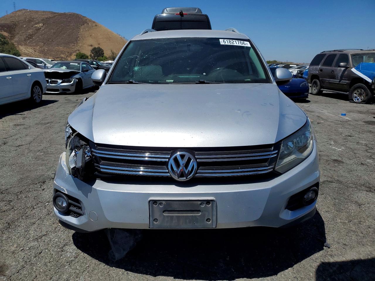 2012 VOLKSWAGEN TIGUAN