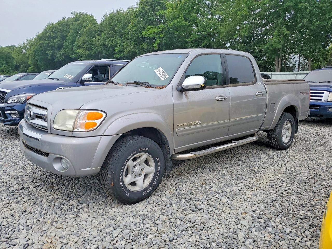 2004 TOYOTA TUNDRA
