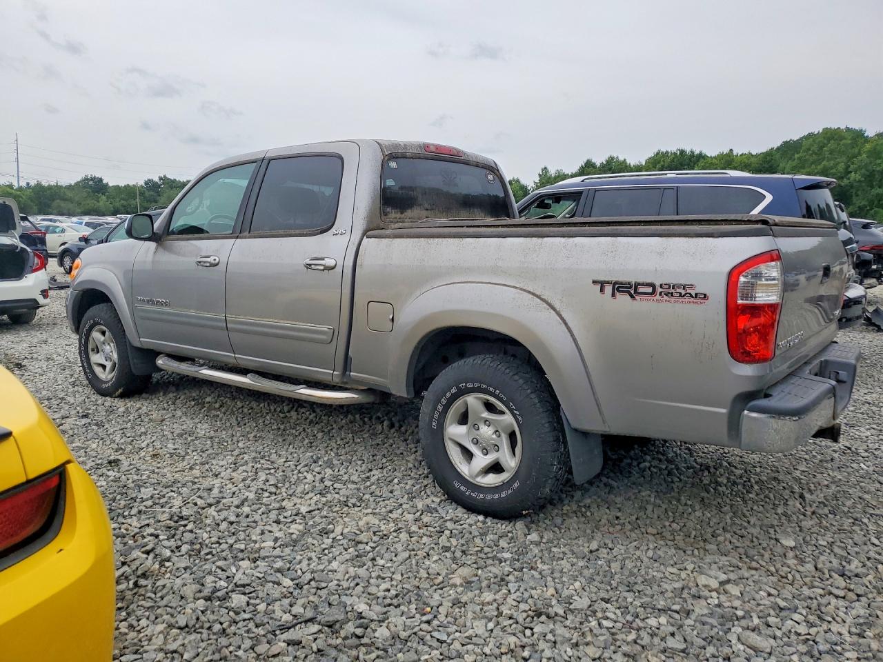 2004 TOYOTA TUNDRA