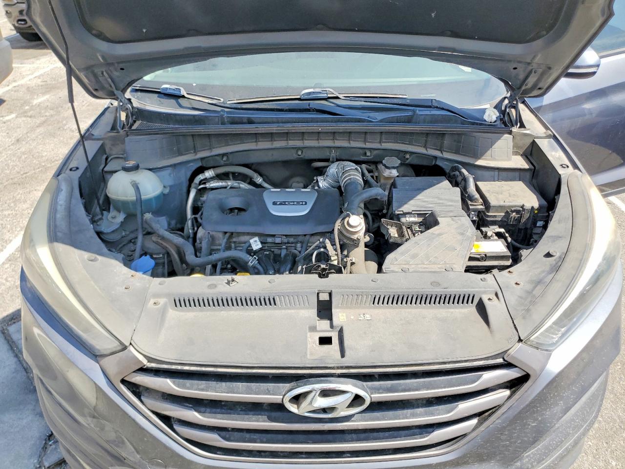 2016 HYUNDAI TUCSON