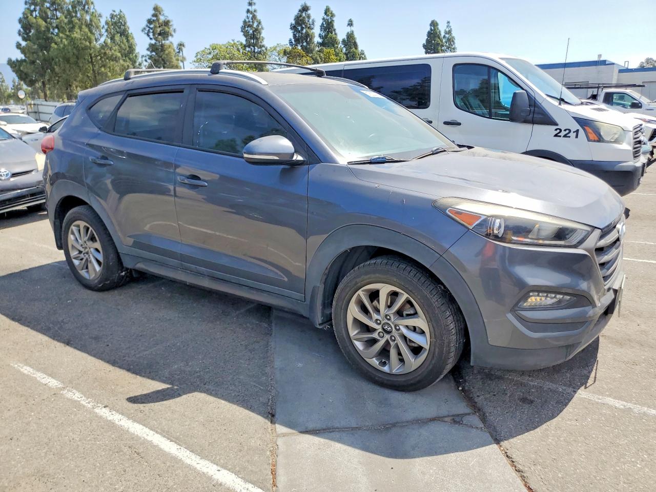 2016 HYUNDAI TUCSON