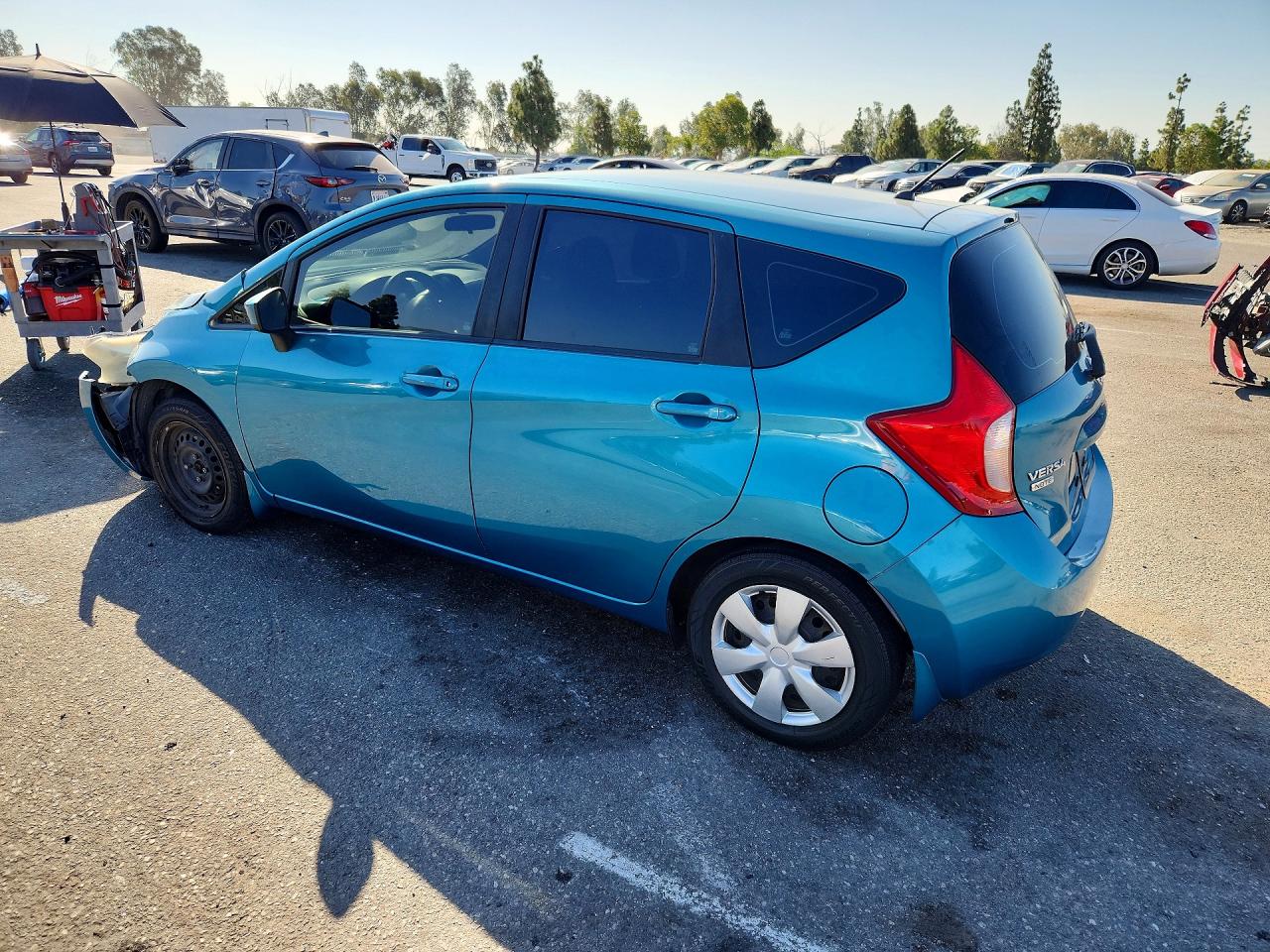 2015 NISSAN VERSA