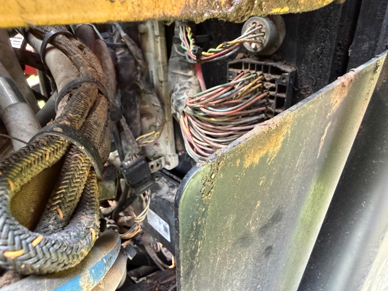 2023 CAT CONSTRUCTI