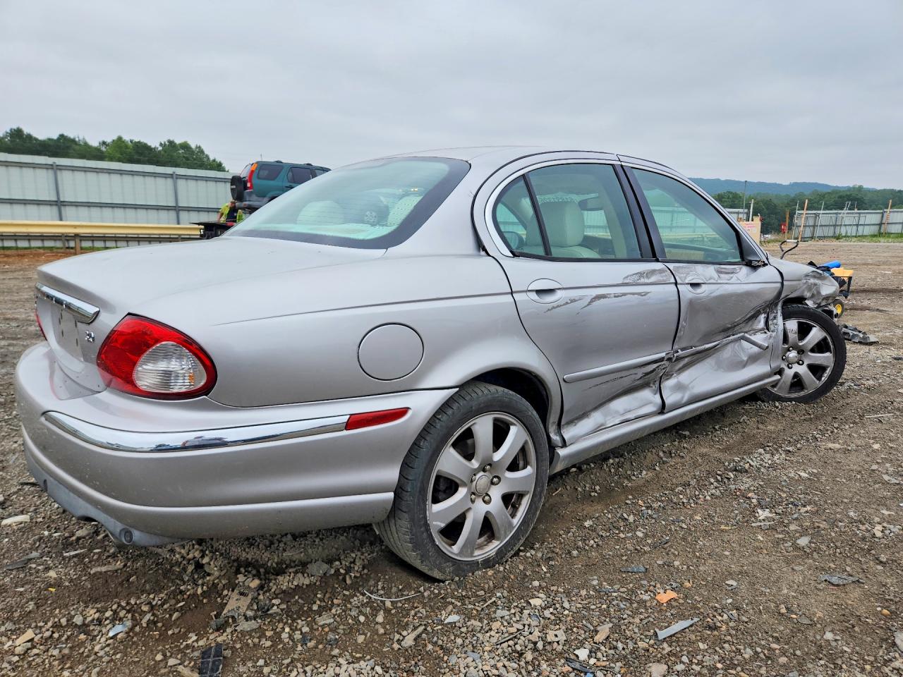 2004 JAGUAR X-TYPE