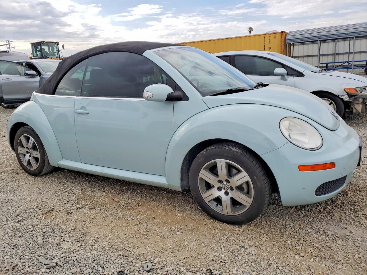 2006 VOLK BEETLE