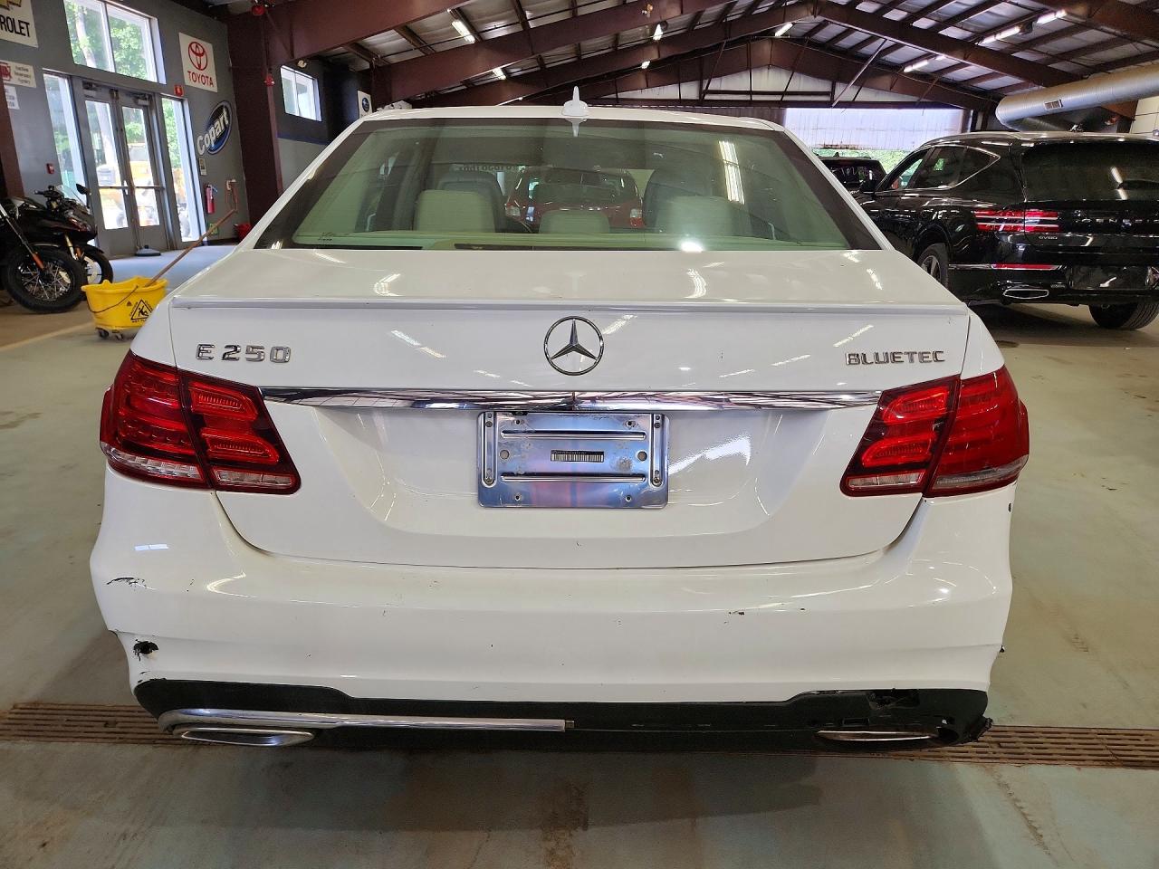 2014 MERCEDES-BENZ E-CLASS