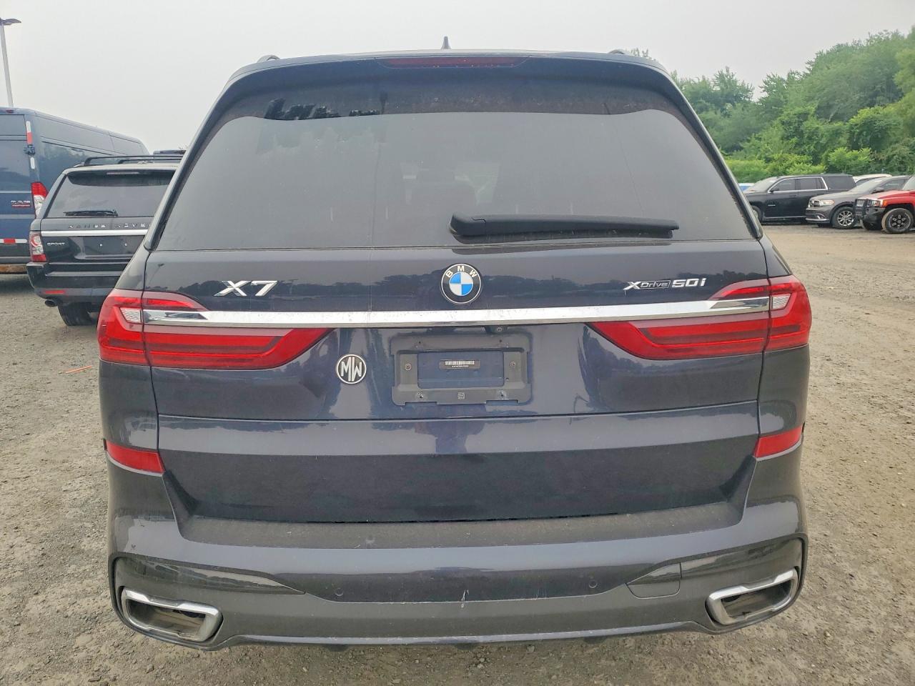 2019 BMW X7